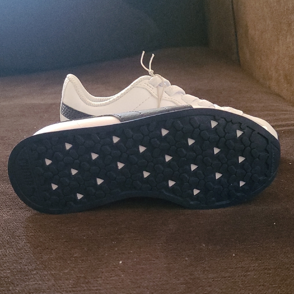 Unisex Kids White, Blue, and Red Slip-on Puma Low-Top Sneakers - Size 11 - Picture 3 of 10